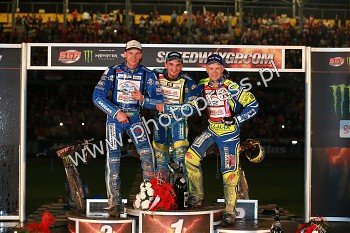 14014-05519 Zagar Zmarzlik Kasprzak.JPG